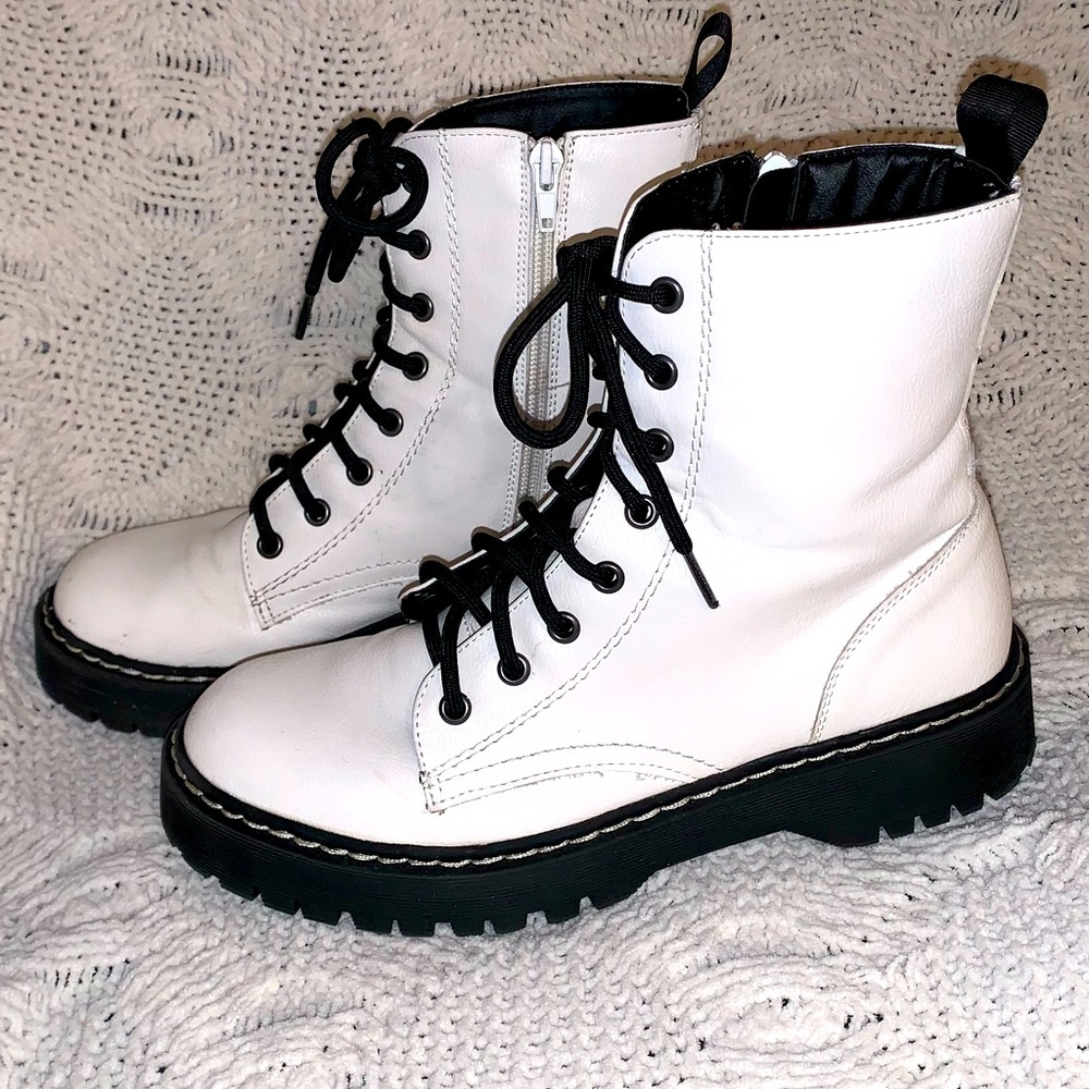 Sincerely Jules lace up 'Harley' combat boots